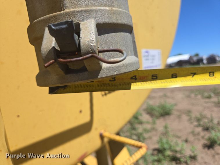 image for item DS7503 1965 Klein KPT-120 water tank