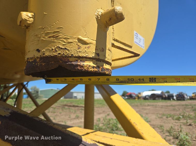 image for item DS7503 1965 Klein KPT-120 water tank