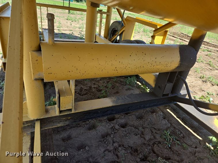 image for item DS7503 1965 Klein KPT-120 water tank