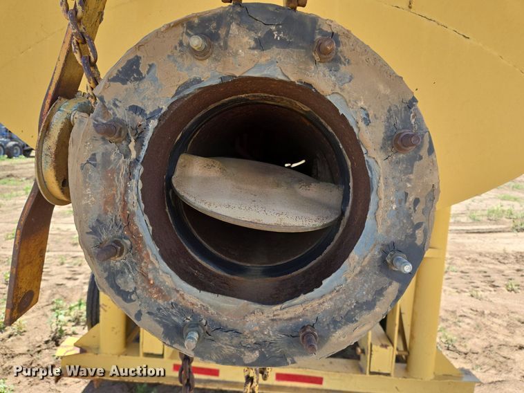 image for item DS7503 1965 Klein KPT-120 water tank