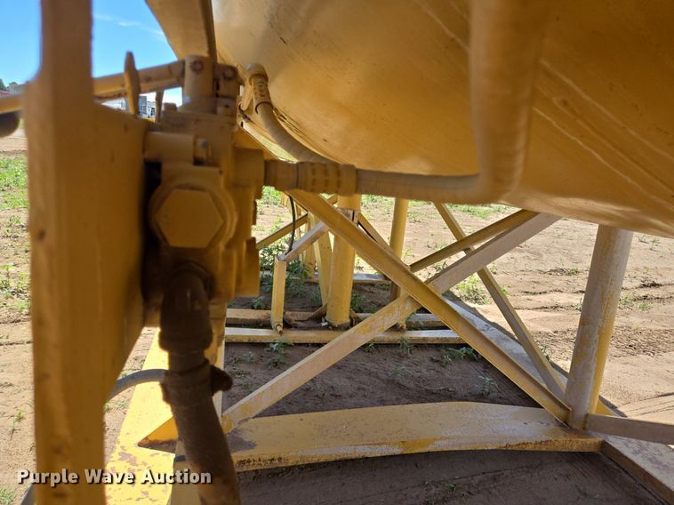 image for item DS7503 1965 Klein KPT-120 water tank