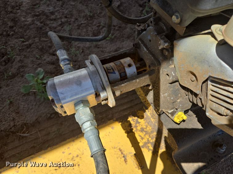 image for item DS7503 1965 Klein KPT-120 water tank