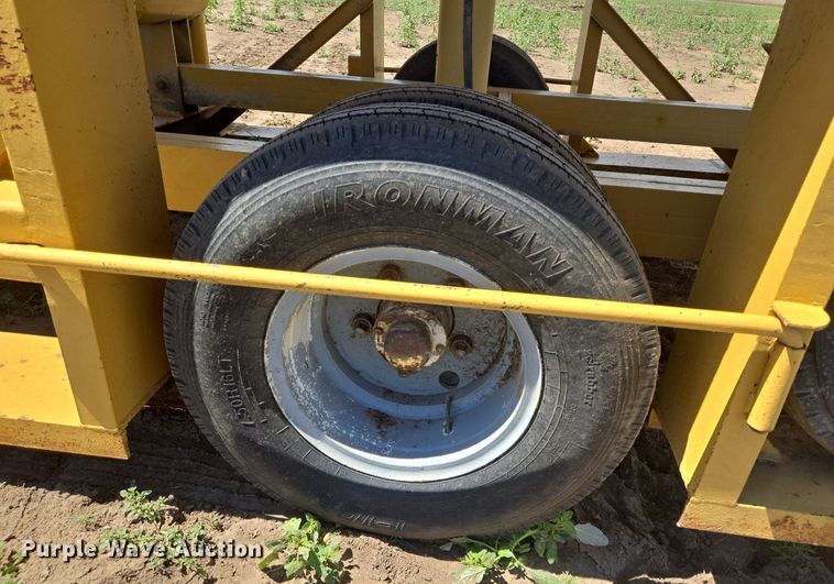 image for item DS7503 1965 Klein KPT-120 water tank