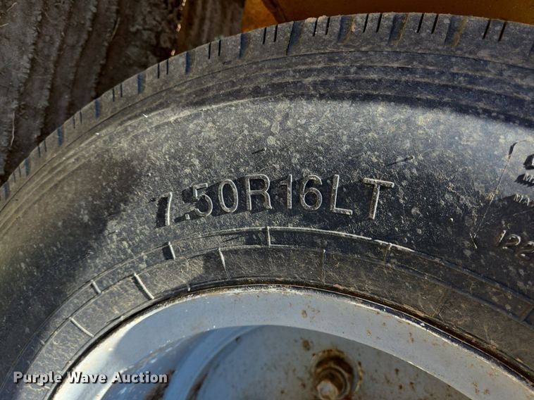 image for item DS7503 1965 Klein KPT-120 water tank