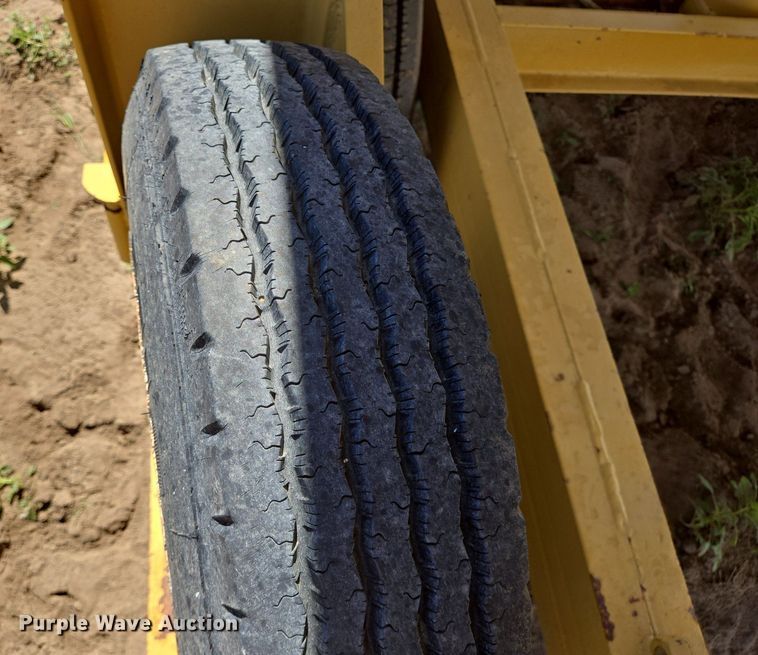 image for item DS7503 1965 Klein KPT-120 water tank