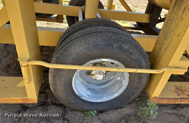 image for item DS7503 1965 Klein KPT-120 water tank