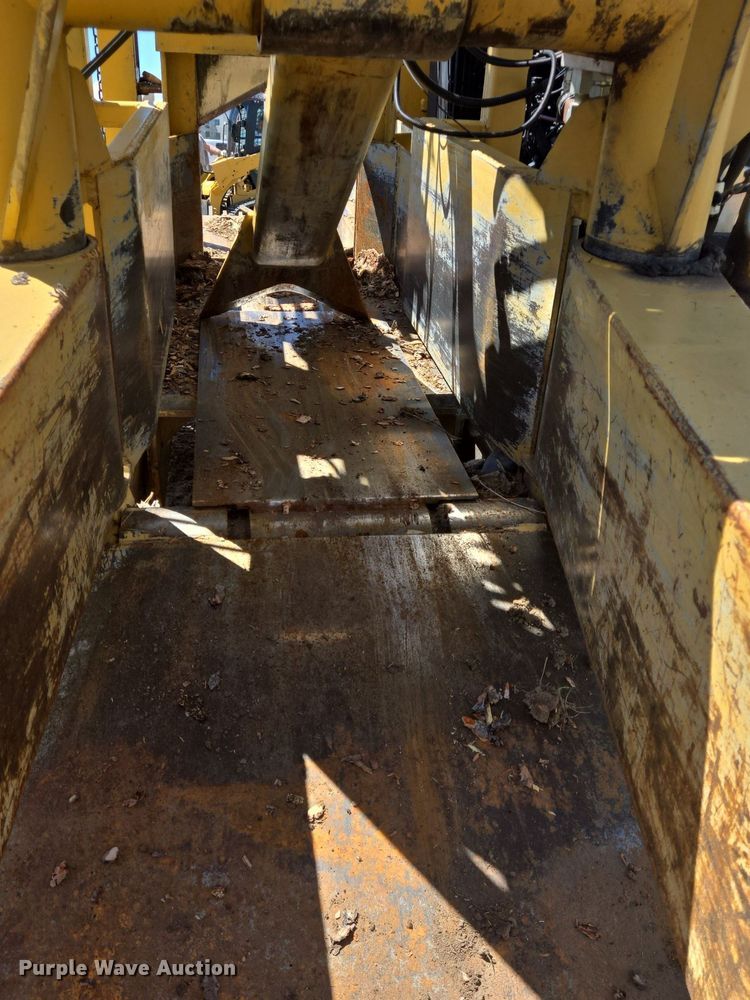 image for item DS7504 Rainier Hydraulics 16PDA wood processor