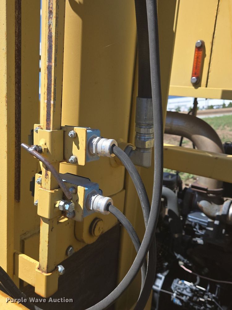 image for item DS7504 Rainier Hydraulics 16PDA wood processor