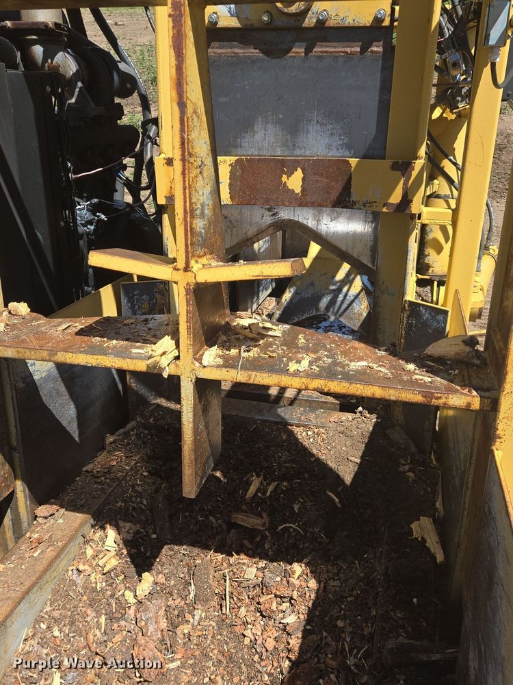 image for item DS7504 Rainier Hydraulics 16PDA wood processor