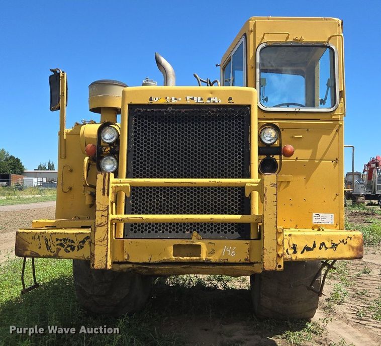 image for item DS7505 1978 Caterpillar 621 water wagon