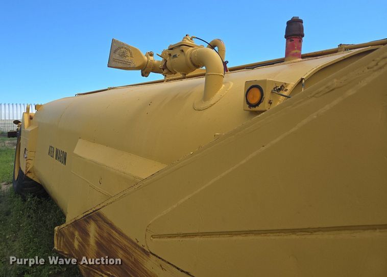 image for item DS7505 1978 Caterpillar 621 water wagon