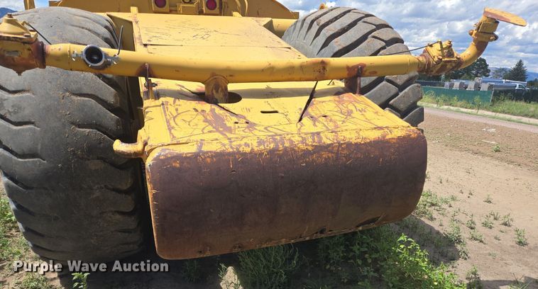 image for item DS7505 1978 Caterpillar 621 water wagon