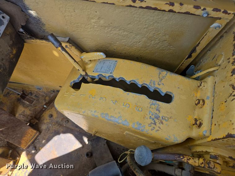 image for item DS7505 1978 Caterpillar 621 water wagon