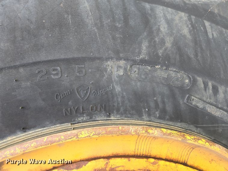 image for item DS7505 1978 Caterpillar 621 water wagon