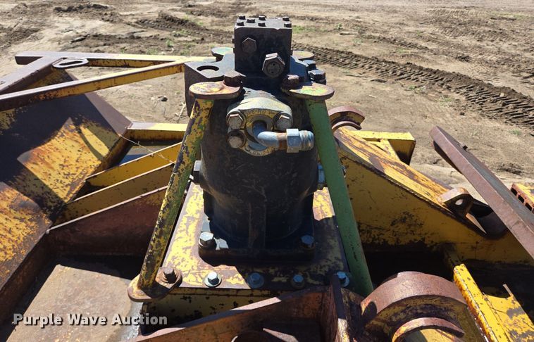 image for item DS7508 Hydro-Ax 721E wheel loader brush cutter