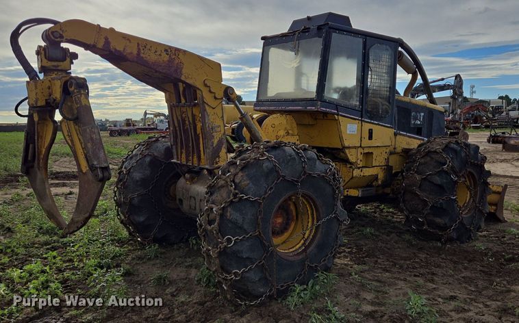 image for item DS7511 1996 Caterpillar 515 skidder