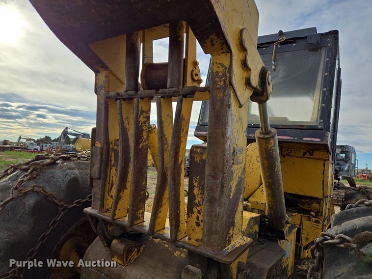 image for item DS7511 1996 Caterpillar 515 skidder