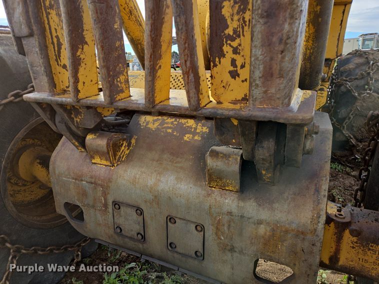 image for item DS7511 1996 Caterpillar 515 skidder