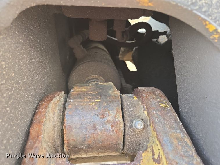 image for item DS7512 1999 Caterpillar 517 skidder