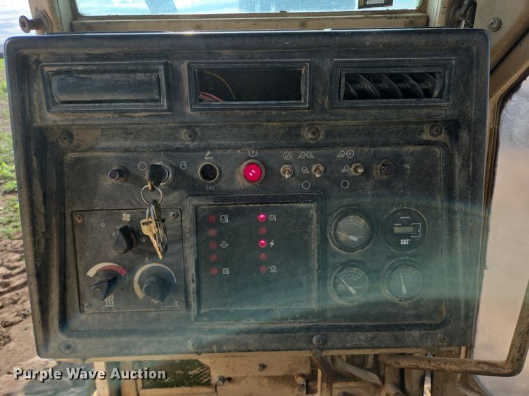 image for item DS7512 1999 Caterpillar 517 skidder