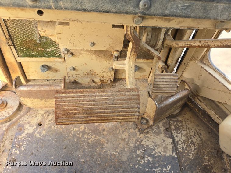 image for item DS7512 1999 Caterpillar 517 skidder