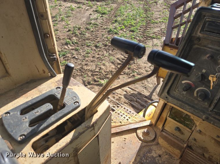 image for item DS7512 1999 Caterpillar 517 skidder