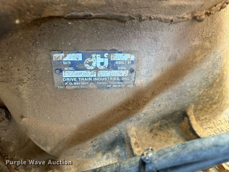 image for item DS7513 1977 Ford 9000 water truck