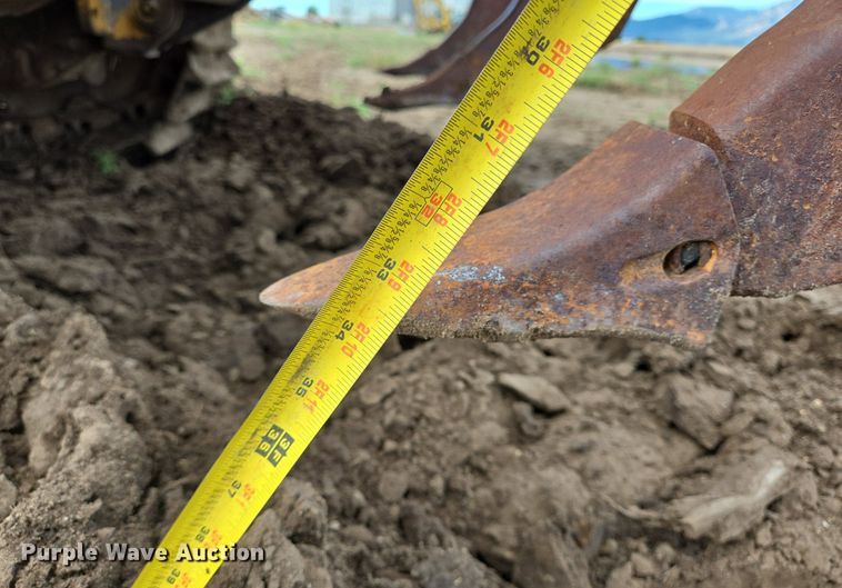 image for item DS7514 Case 1155 track loader