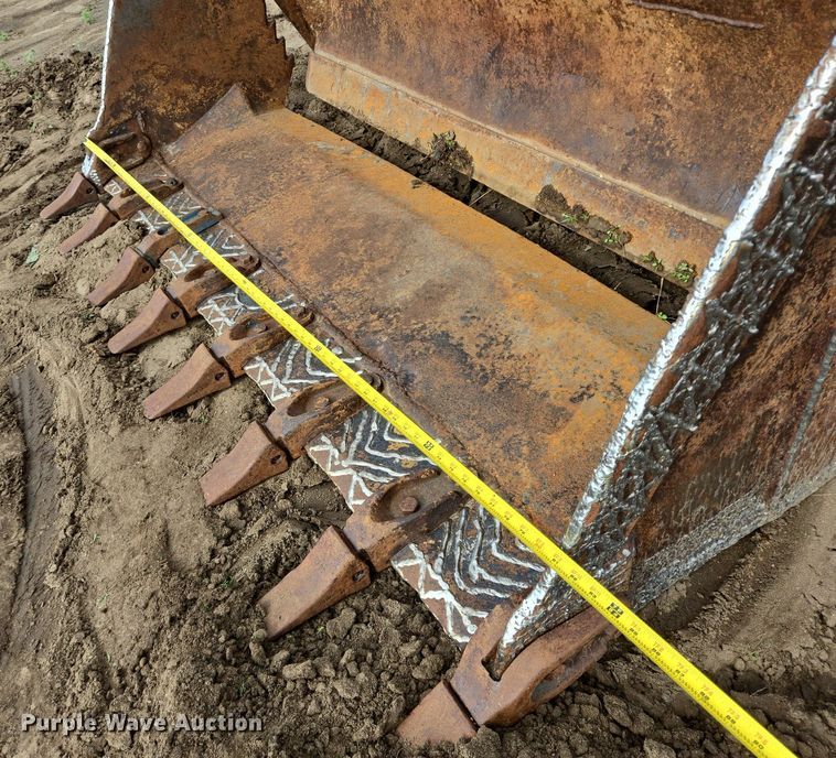 image for item DS7514 Case 1155 track loader