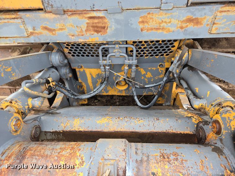 image for item DS7514 Case 1155 track loader