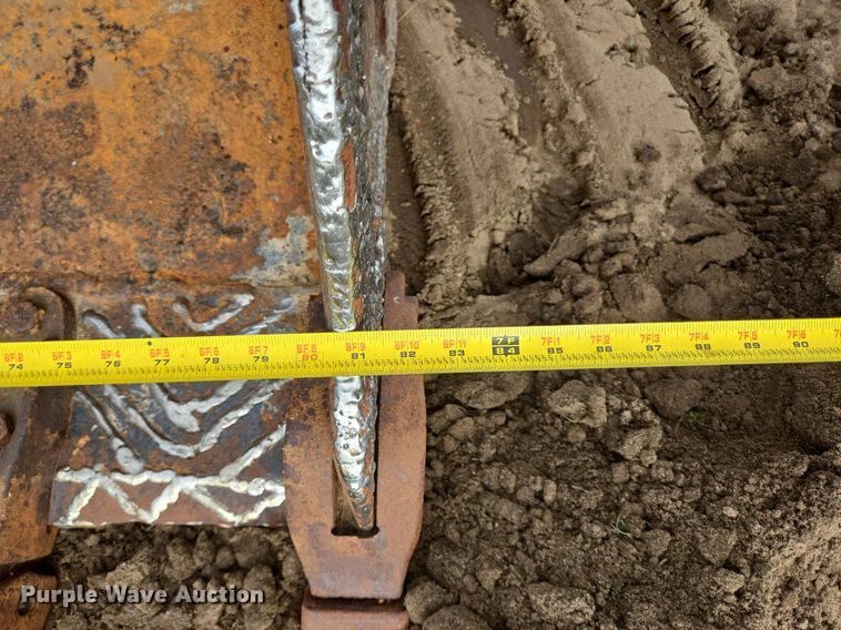 image for item DS7514 Case 1155 track loader