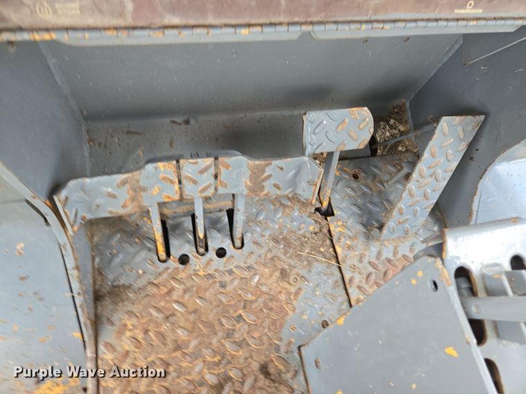 image for item DS7514 Case 1155 track loader