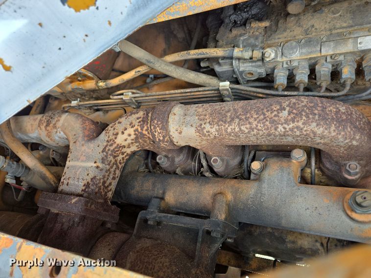 image for item DS7514 Case 1155 track loader