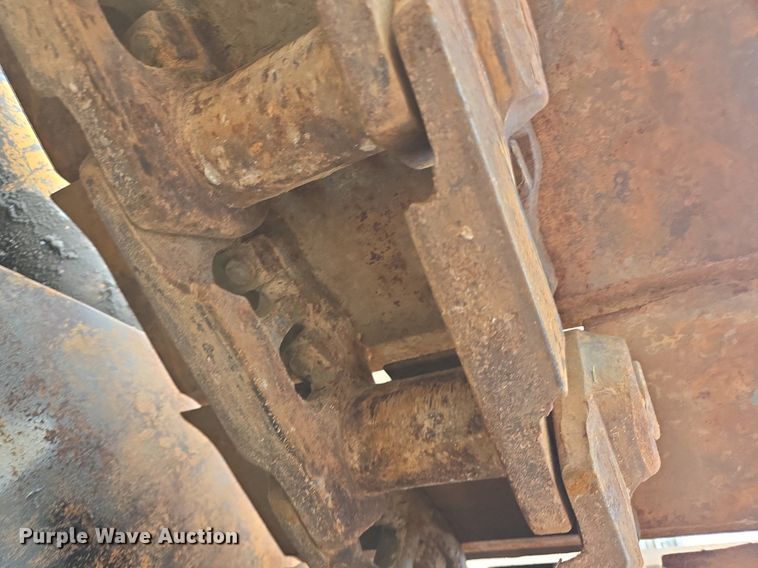 image for item DS7514 Case 1155 track loader