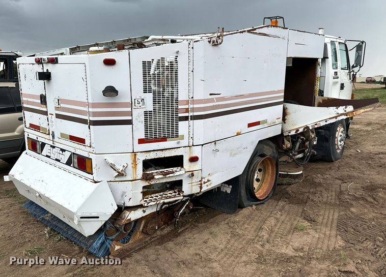 image for item DS7517 1993 GMC Elgin Eagle street sweeper truck