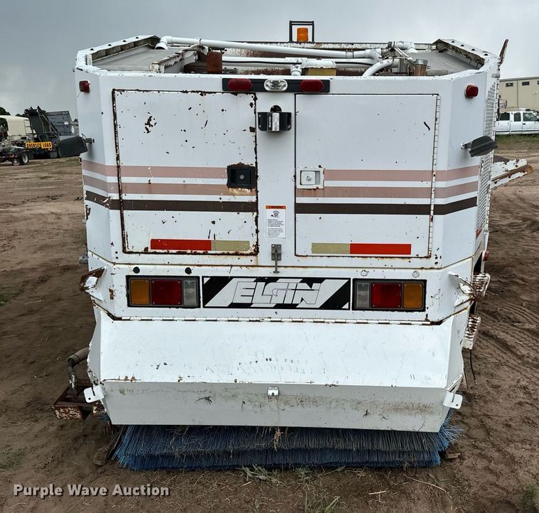 image for item DS7517 1993 GMC Elgin Eagle street sweeper truck