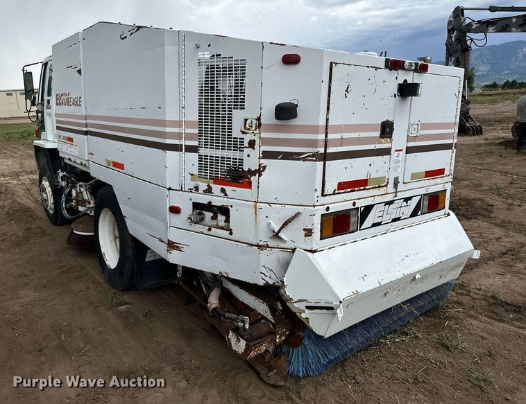 image for item DS7517 1993 GMC Elgin Eagle street sweeper truck