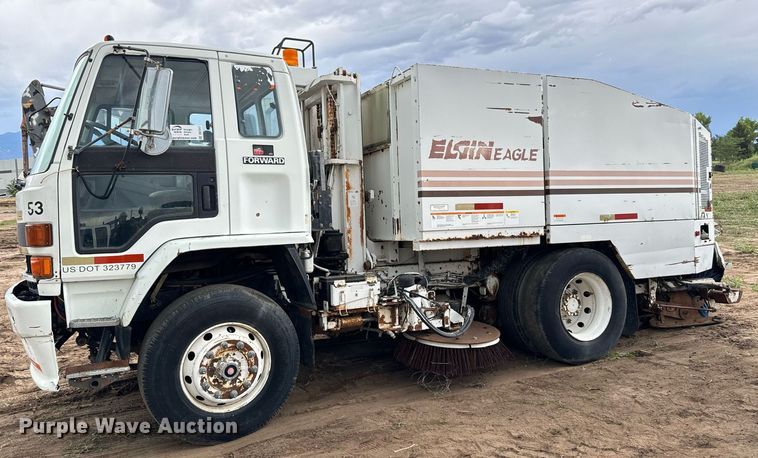 image for item DS7517 1993 GMC Elgin Eagle street sweeper truck