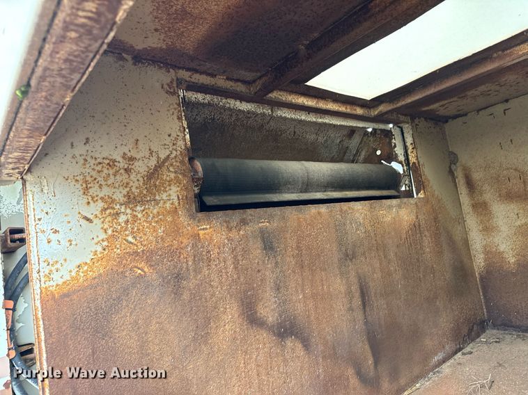 image for item DS7517 1993 GMC Elgin Eagle street sweeper truck