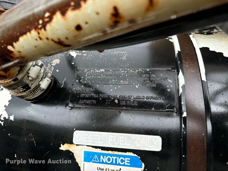 image for item DS7517 1993 GMC Elgin Eagle street sweeper truck