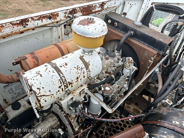 image for item DS7517 1993 GMC Elgin Eagle street sweeper truck