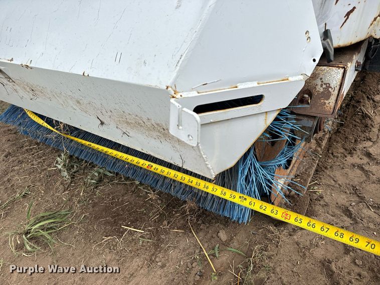 image for item DS7517 1993 GMC Elgin Eagle street sweeper truck