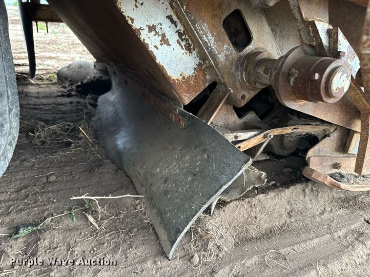 image for item DS7517 1993 GMC Elgin Eagle street sweeper truck