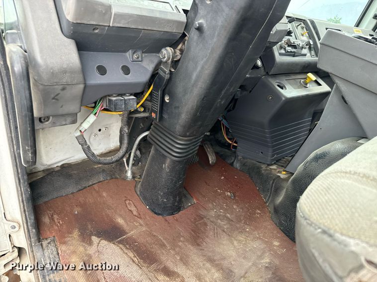 image for item DS7517 1993 GMC Elgin Eagle street sweeper truck