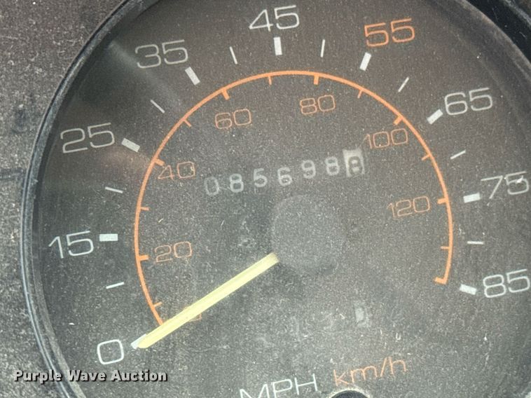 image for item DS7517 1993 GMC Elgin Eagle street sweeper truck