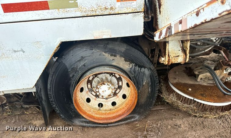 image for item DS7517 1993 GMC Elgin Eagle street sweeper truck