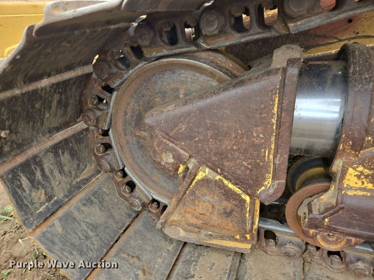 image for item DS7520 2000 Caterpillar D6M dozer