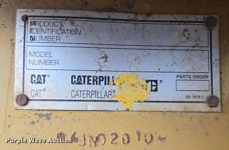 image for item DS7520 2000 Caterpillar D6M dozer