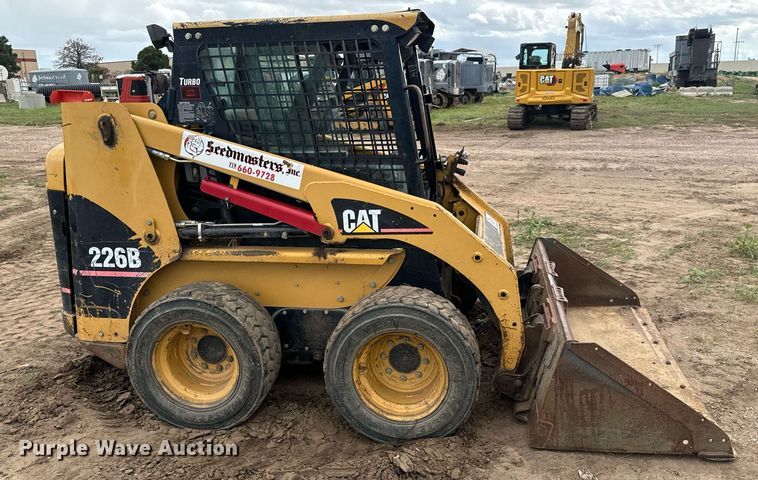 image for item DS7522 2006 Caterpillar 226B skid steer loader