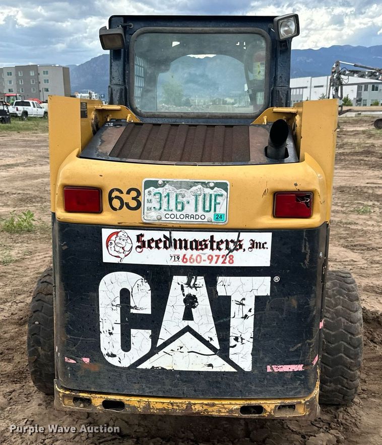 image for item DS7522 2006 Caterpillar 226B skid steer loader